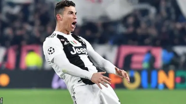 Cristiano Ronaldo célébrant son 3e but contre l'Atlético Madrid en 8e de finale retour de la LDC.
