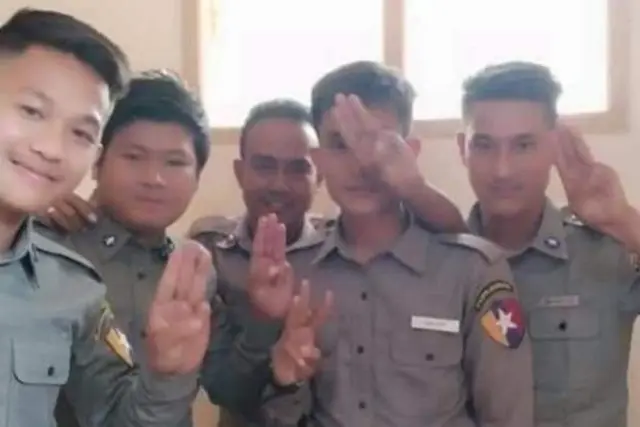 CDM လုပ်ခဲ့တဲ့ ရဲတပ်ဖွဲ့ဝင်တွေ