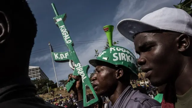 Bw Miguna aliidhinisha hati ya kiapo cha Bw Odinga