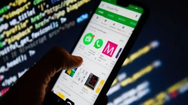 Android yaciye ikura uburyo bugezweho bwa CamScanner mu bubiko bwayo bwa Google, aribwo Play Store.