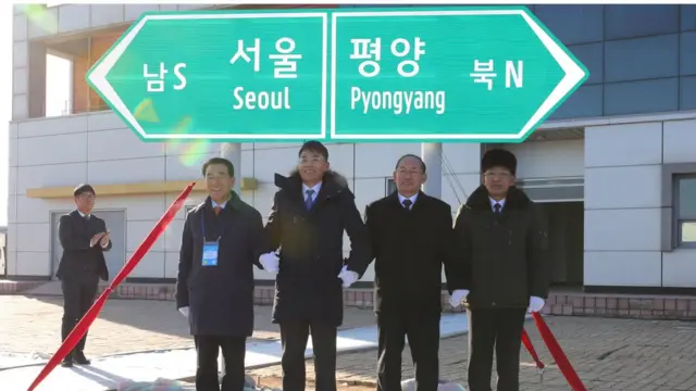 26일 개성에서 열린 남북 철도·도로 착공식