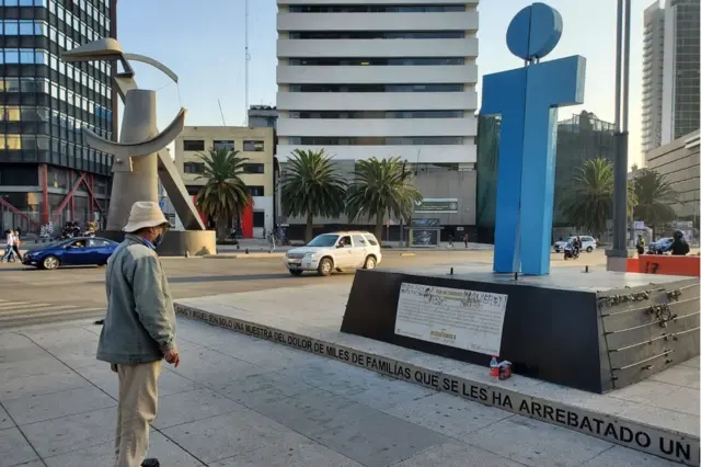 Antimonumento a la desaparición de Miguel y David