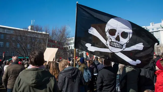 Manifestación de protesta en Reikiavik.