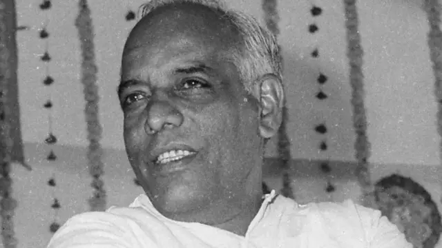 ચુસ્ત ગાંધીવાદી ઝીણાભાઈ સરકાર કરતાં સંગઠનનાં માણસ વધુ હતાં