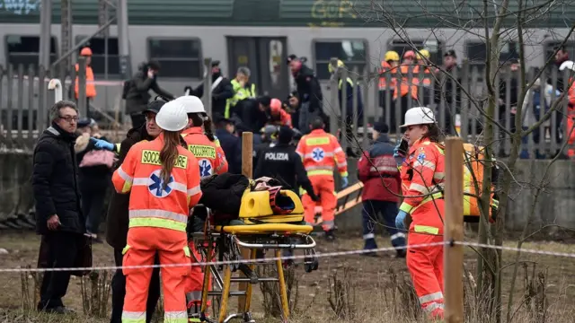 Группа спасателей