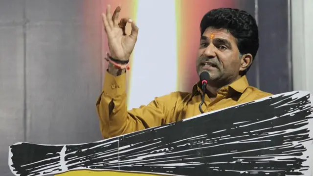 ઈસુદાન ગઢવી