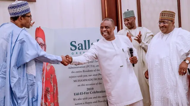 Aarẹ Buhari gbalejo awọn aṣoju ilu Abuja