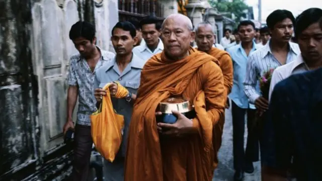 พระถนอม