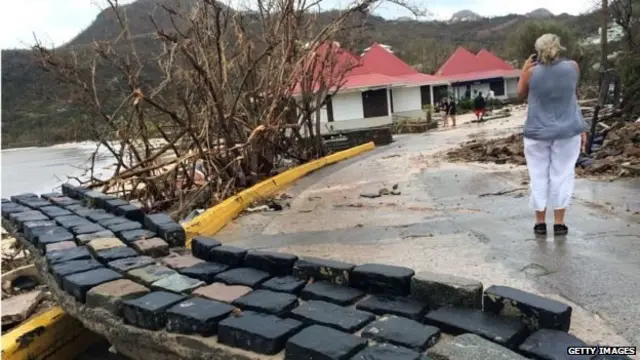 बाढ़, तूफान