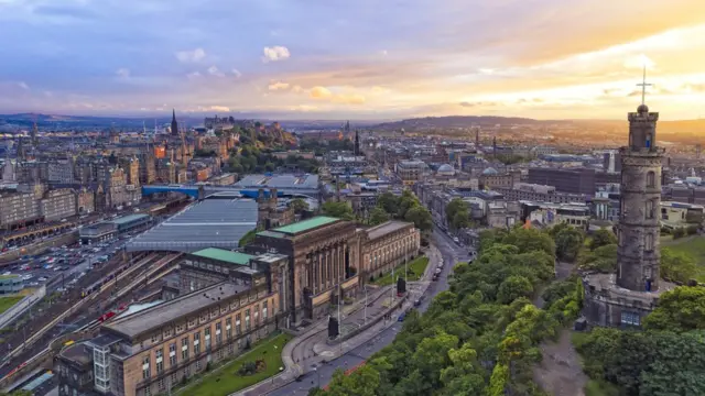 एडिनबरा