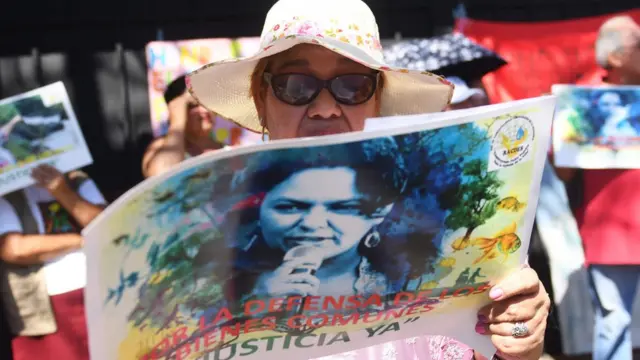 Protesta para pedir justicia en el caso de Berta Cáceres.