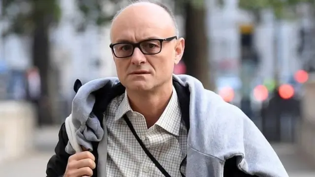 دومينيك كامنغز أحد المذكور أسمائهم في طلب نشر الاتصالات