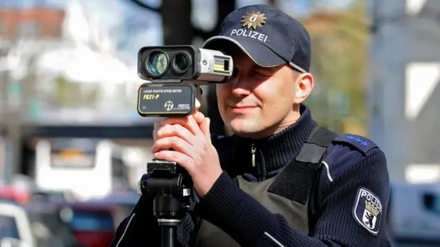 Полицейский