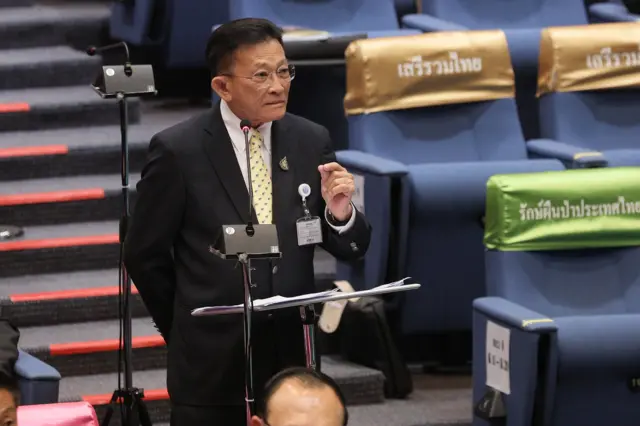 สมพงษ์ อมรวิวัฒน์