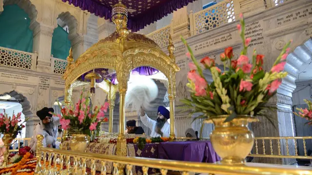 गुरु ग्रंथ साहिब- शीख धर्मियांचे अंतिम गुरू