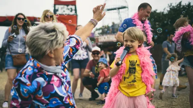 Гластонбери