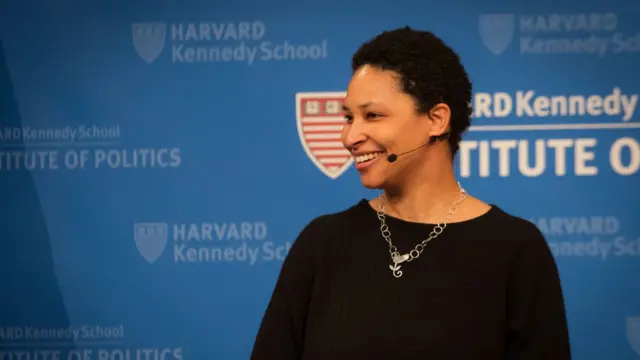 Danielle Allen dá palaestra em Harvard