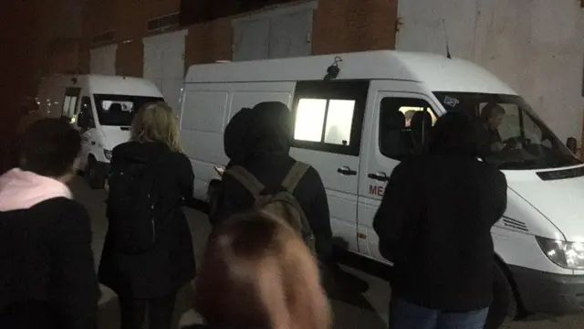 Тех, кого силовики обязали пройти тест на наркотики, стояли в очереди на медосвидетельствование несколько часов