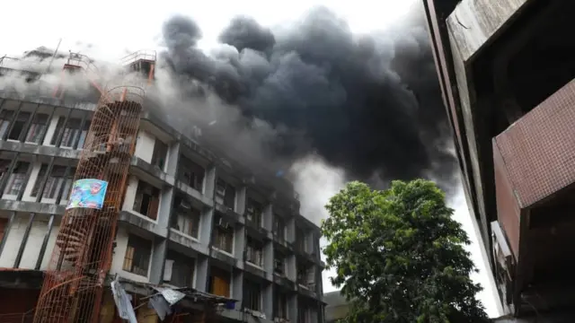 Aworan ina ọja Balogun nilu Eko