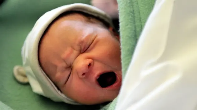 Yeni doğmuş bir bebek