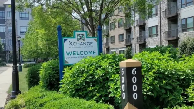 અમેરિકામાં જ્યાં લૅન્ડસમ કંપનીની ઑફિસ હોવાનો દાવો કરાયો છે તે સ્થળ રહેવાસી વિસ્તારમાં છે, ત્યાં કોઈ ઑફિસ નથી