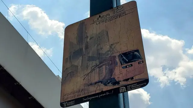 Cartel de línea 12 del metro