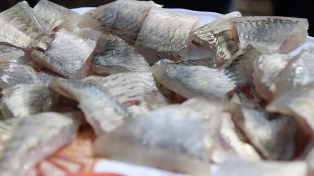 የአሳ ጥሬ ስጋ