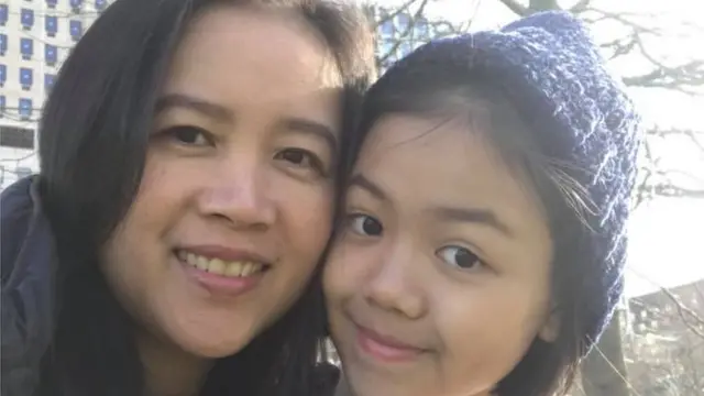 นางณัชชา สนุ่นรัตน์ และน้องแพร