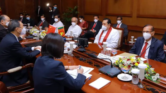 இலங்கைக்கு விஜயம் செய்த சீன தூதுக்குழு