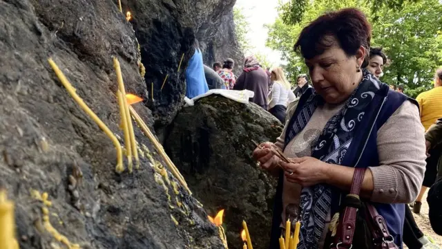 Şam yandıran qadın ər