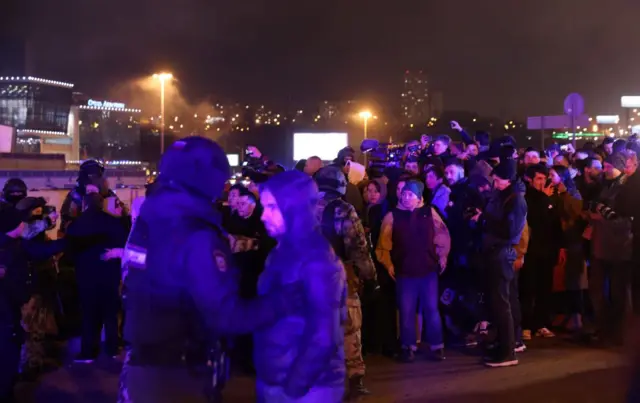 ဂီတပွဲကို ရုရှားနိုင်ငံသား ၆၀၀၀ ကျော် သွားခဲ့ကြပါတယ်။