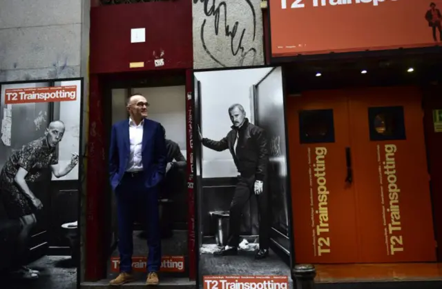 Режиссер Дэнни Бойл приходил в Calton Athletic, чтобы понять, как "устроен мозг наркомана"