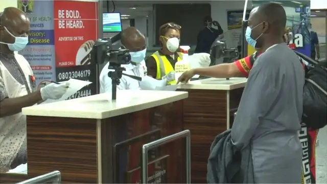 Awọn eero ni papakọ ofurufu Eko