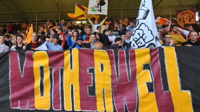 Fanáticos de Motherwell.