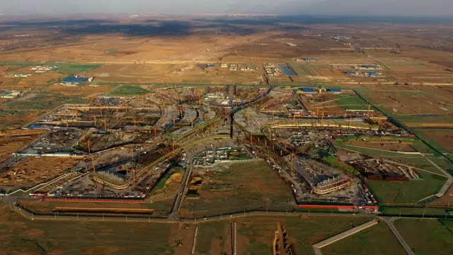 在建中的北京新机场(新华社图片25/2/2017)