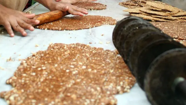 મગફળીની ચિક્કી