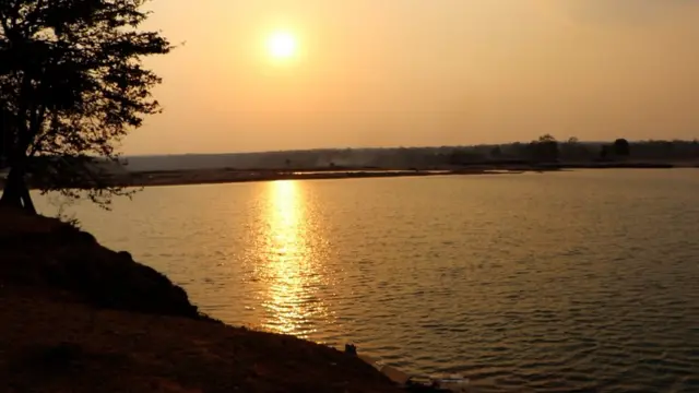 बस्तरः जहां विकास शब्द विस्थापना का पैग़ाम लेकर आता है