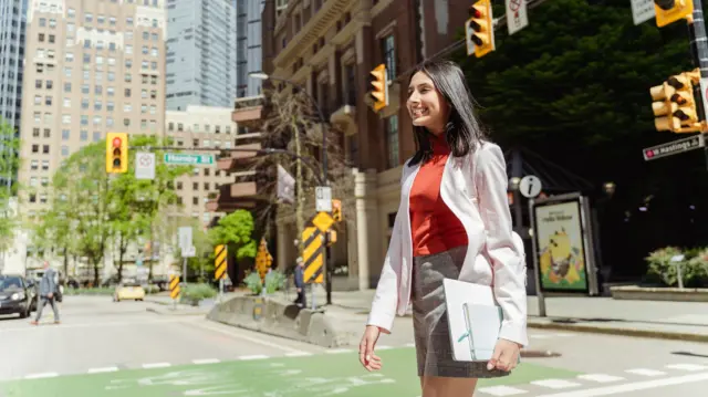 બીબીસી ગુજરાતી કૅનેડા ઈમિગ્રેશન ભારતીય ટુરિસ્ટ સ્ટુડન્ટ વિઝા ટેમ્પરરી વર્કર પરમિટ