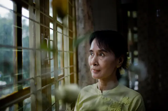 Aung san Suu Kyii