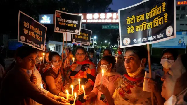 પ્રતીકાત્મક તસવીર