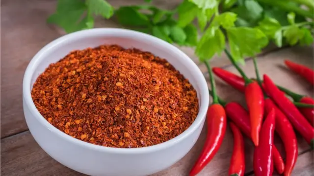 మిరపకాయలు, కారం