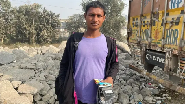 करण, मोजेविक्रेता