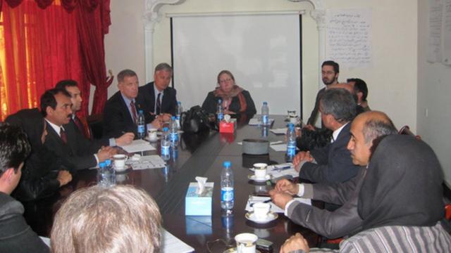 سفر رابرت اوبرایان در چارچوب برنامه اصلاحات قضایی به کابل همراه با اعضای انجمن څارنوالان(دادستان‌های) افغانستان، فوریه ۲۰۰۸