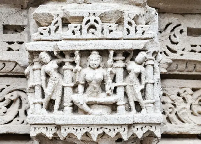 ધર્મ અને વાવ