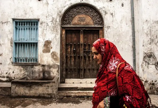 مبانٍ قديمة