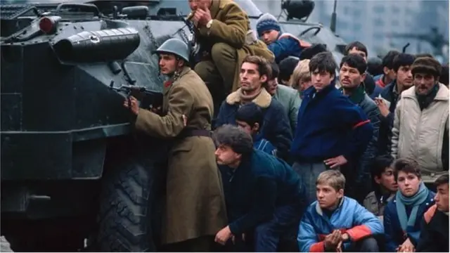 నికొలస్ చాచెస్కూ