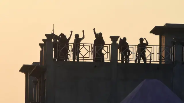 સૈનિકોનો ફોટો