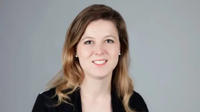 Вероника Оакшотт