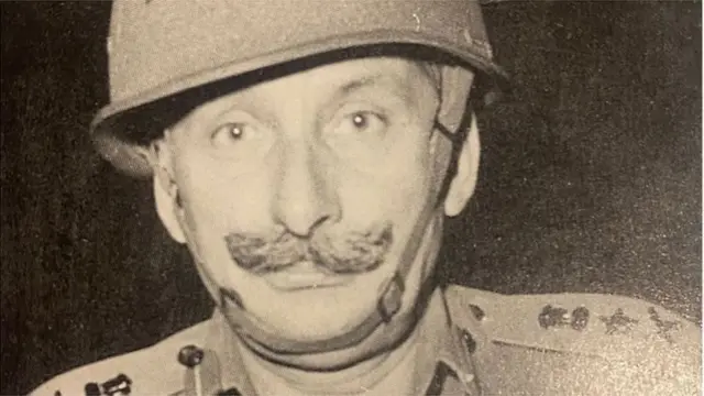 سیم مانیکشا