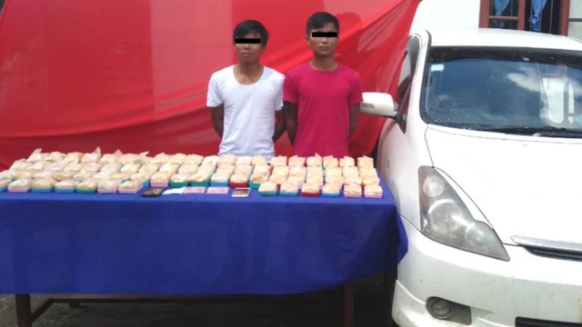 ကချင်ပြည်နယ် မိုးမောက်မြို့မှာ စက်တင်ဘာ ၇ ရက်နေ့က ကားနဲ့တင်လာတဲ့ မူးယစ်ဆေးဝါးတွေ ဖမ်းမိ